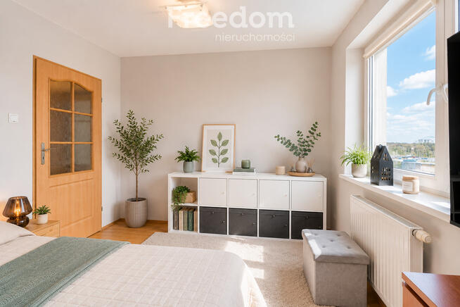 5 pokoi dwupoziomowe komórka balkon