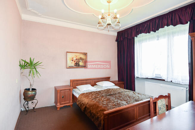 Duzy dom 3 kondygnacje - 8 pokoi, działka 500 m2