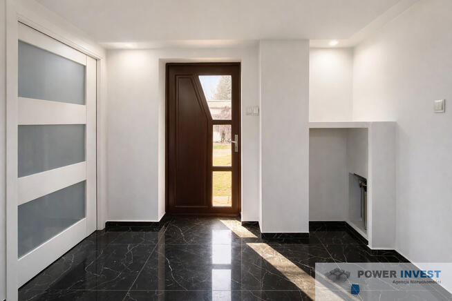 Świetna lokalizacja! Dom 170 m², działka 15a!