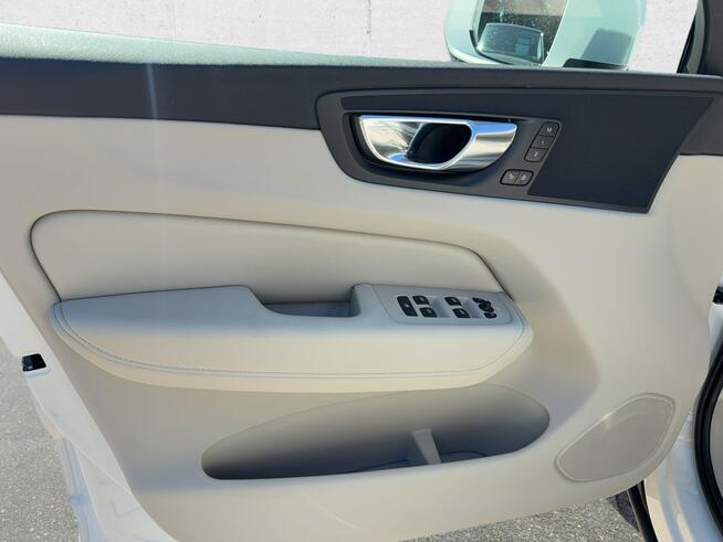 Volvo XC 60 B5 B AWD Plus Bright ! Z Polskiego Salonu ! Faktura Vat !