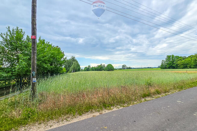Duża działka 3116 m² z WZ w spokojnej okolicy