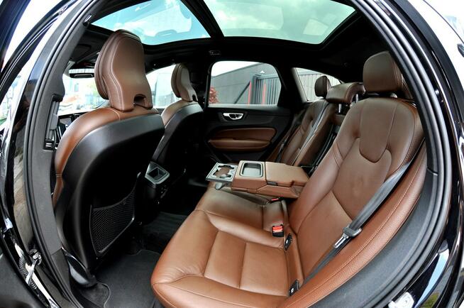 Volvo XC 60 2,0 D4 190Km Inscription Harman Kardon Blisy Panorama Dach El.Klapa