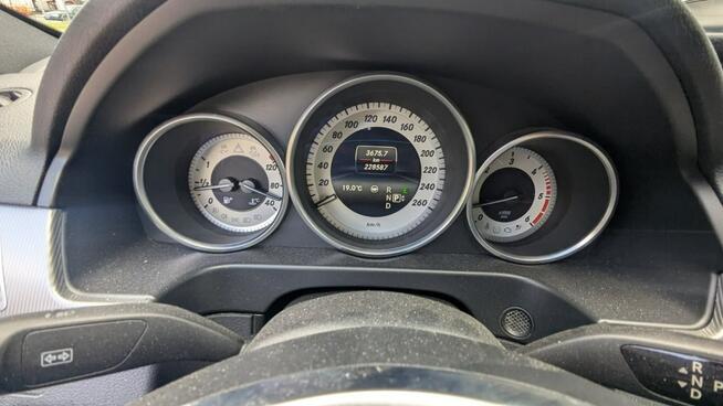 Mercedes E 350 Bluetec 4 MATIC 7G-TRONIC Avantgarde/Z Niemiec/zarejestrowany/serwis