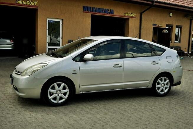 Toyota Prius 1,5 HYBRID, automat, 114tys.km, NAVI, Klima