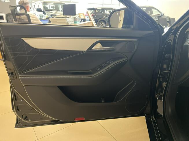 JAC J7 Plus Benzyna w Automacie z Bogatym Wyposażeniem + Polisa za 1zł