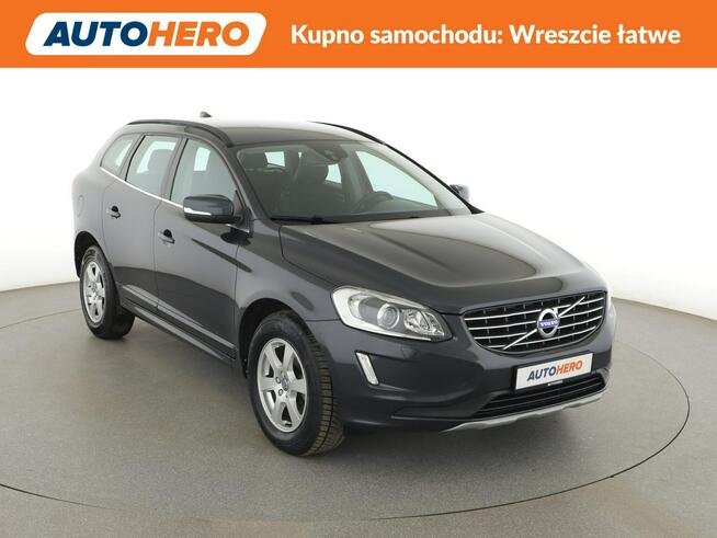 Volvo XC 60 bi-xenon klima auto czujniki parkowania navi