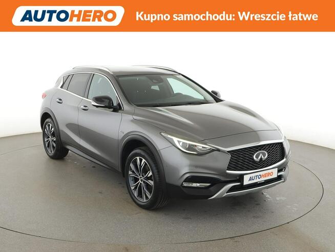 Infiniti QX30 4x4 automat navi klima auto grzane fotele kamera i czujniki parkowania