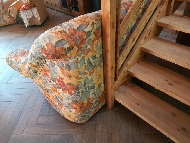 sofa, fotel oraz łóżko rattanowe 2-osobowe z nakaslikami