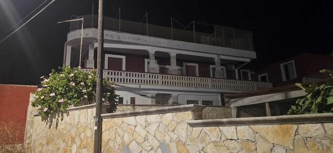 wlochy apuglia nad morzem willa 432m2