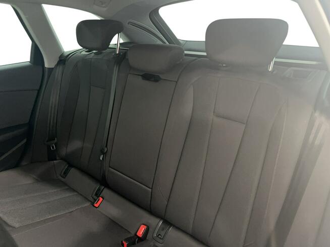 Audi A4 35 TDI mHEV S tronic Kombi