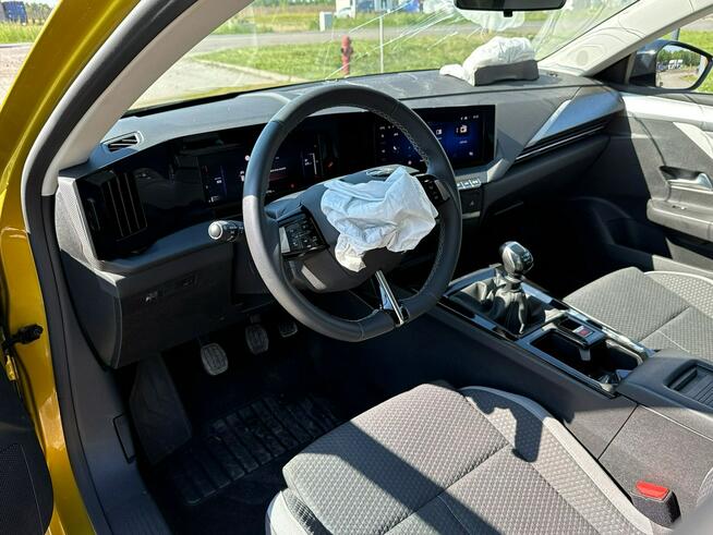 Opel Astra Edition*Parktronic*FullLed*Nawigacja*NiskiPrzebieg*Zadbany*Serwisowany