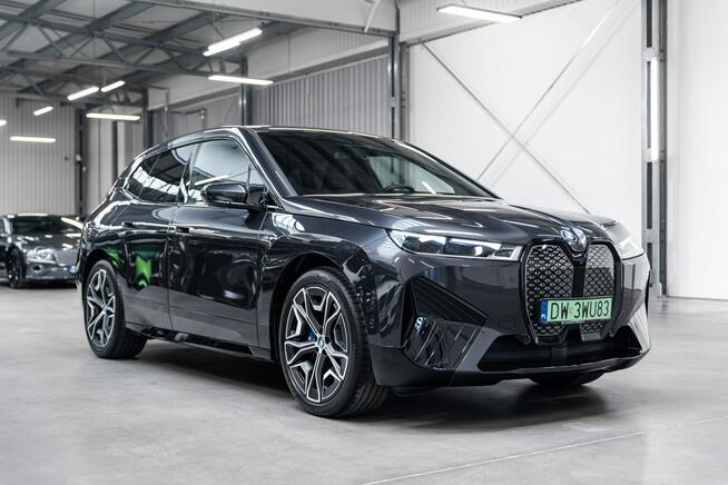 BMW iX M60 619 KM. Przebieg 6800 km. Bezwypadkowy. 1015 Nm.