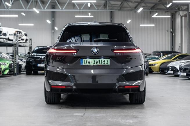 BMW iX M60 619 KM. Przebieg 6800 km. Bezwypadkowy. 1015 Nm.