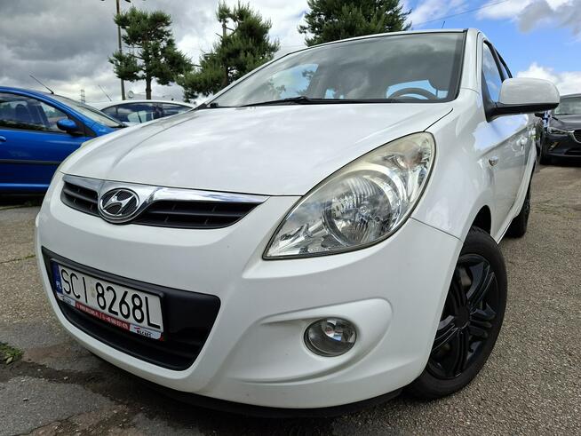 Hyundai i20 Klimatyzacja, Elektryczne szyby, Elektryczne lusterka, ESP, 2 kluczyki
