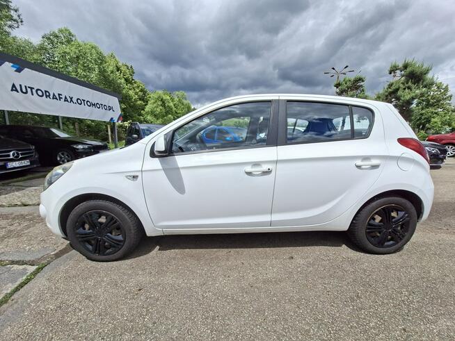 Hyundai i20 Klimatyzacja, Elektryczne szyby, Elektryczne lusterka, ESP, 2 kluczyki