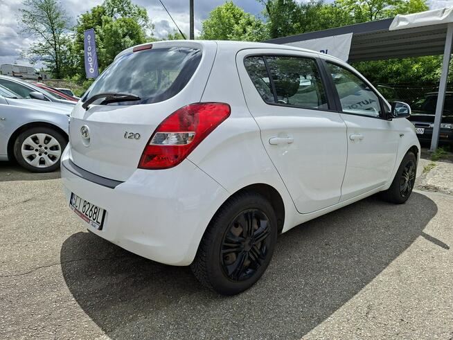 Hyundai i20 Klimatyzacja, Elektryczne szyby, Elektryczne lusterka, ESP, 2 kluczyki