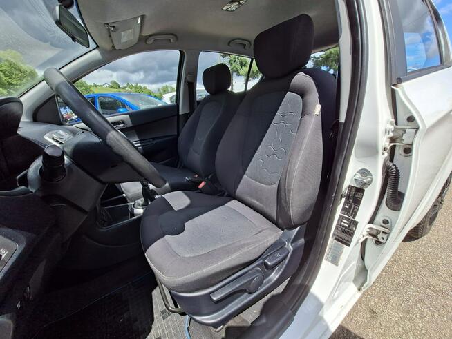 Hyundai i20 Klimatyzacja, Elektryczne szyby, Elektryczne lusterka, ESP, 2 kluczyki