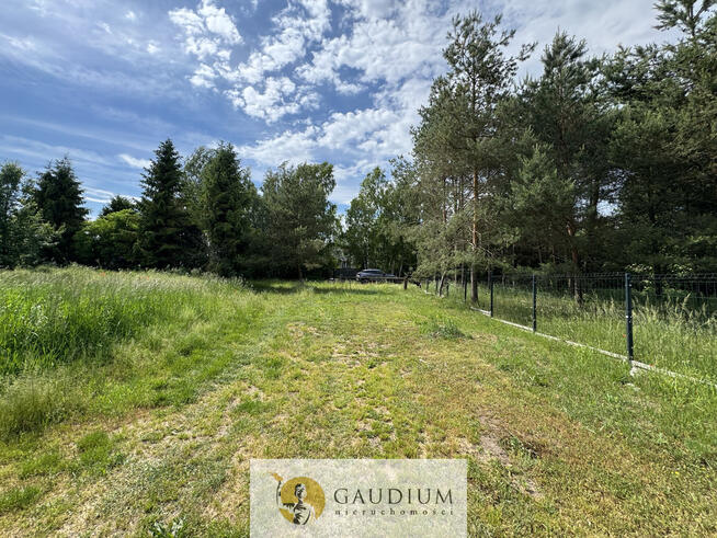 Działka budowlana 3005 m² – Trzcińsk
