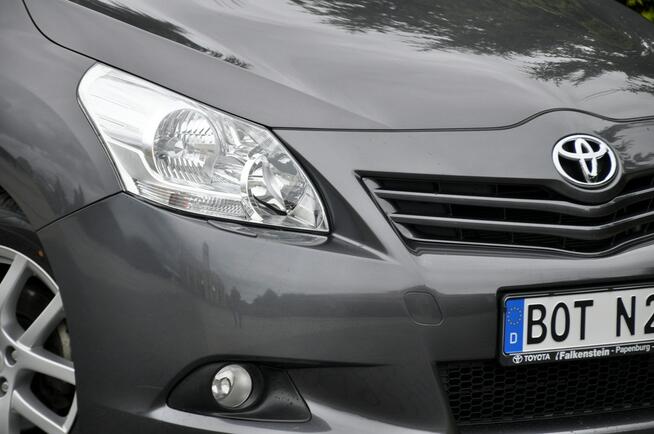 Toyota Verso 1.8i(147KM)*7-Foteli*Kamera*Klimatronik*I Wł*Welur*Reling*Alu17"ASO