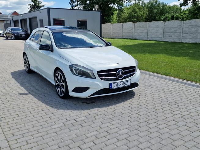 Mercedes A 180 1.6 Benzyna Automat Bixenon Ledy Skóra Navi Panorama Raty Zamiana