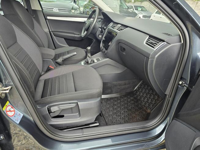 Škoda Octavia 38tyś km.1.4 150 koni.Grzane Fotele.Klimatronik x2.Przestronne Kombi!