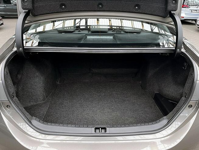 Toyota Corolla 1-WŁAŚ Gwarancja KRAJOWY Bezwypadkowy SERWISOWANY 9xAirbag Led