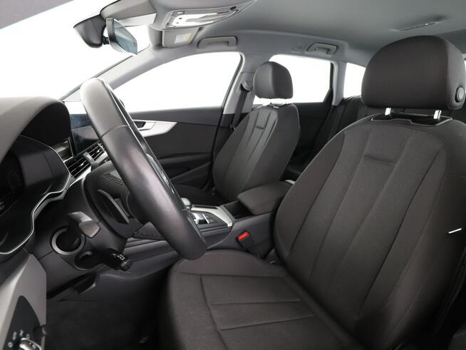 Audi A4 S-tronic quattro S-Line navi grzane fotele ACC LED kamera