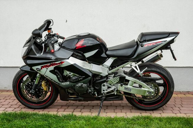 Honda CBR 929 RR 2000 SC 44 Raty Transport Mega Zadbany Egzemplarz KsiążkaSerwis