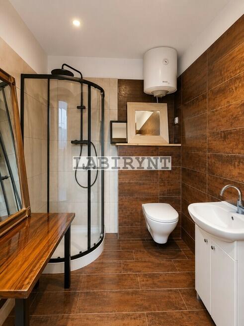 Lokal 100m2, 1. piętro, balkon, druga Aleja N.M.P.