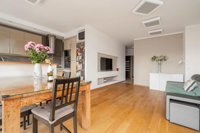Elegancki apartament na Jana Kazimierza +3 miejsca parkingowe +komórka