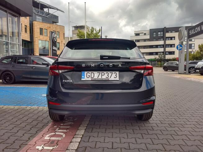 Škoda Fabia 1.0 80KM gwarancja smartlink led czujniki gwarancja lane assist fv23%