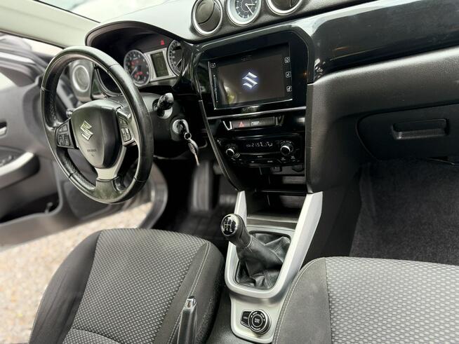 Suzuki Vitara 1,6 i4X4. allgrip skora radar kamera LED