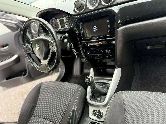 Suzuki Vitara 1,6 i4X4. allgrip skora radar kamera LED