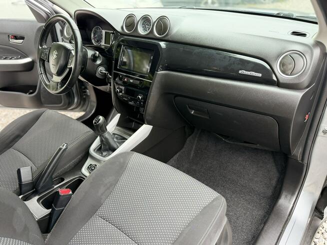 Suzuki Vitara 1,6 i4X4. allgrip skora radar kamera LED