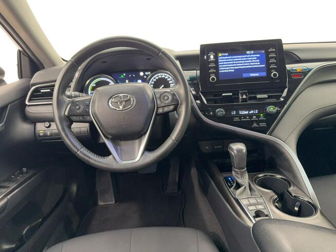Toyota Camry 2.5 Hybrid Comfort CVT Sedan