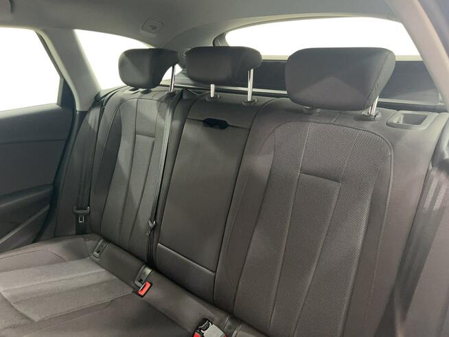 Audi A4 35 TFSI mHEV S tronic Kombi