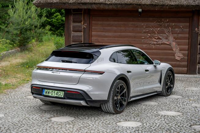 Porsche Taycan Cross Turismo 4 / 476KM / Sport Chrono Plus / Head-Up / Import UK / FV