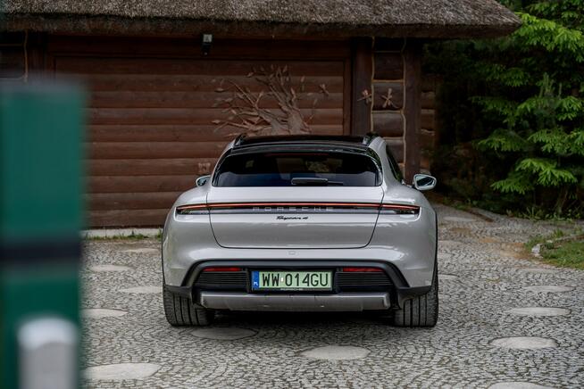 Porsche Taycan Cross Turismo 4 / 476KM / Sport Chrono Plus / Head-Up / Import UK / FV