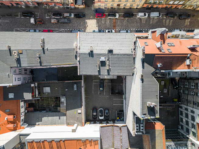KAMIENICA STARY RYNEK CENTRUM BIZNES WOŹNA
