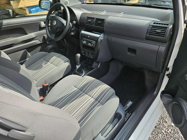 Volkswagen Fox Klimatyzacja / Wspomaganie kierownicy / ABS