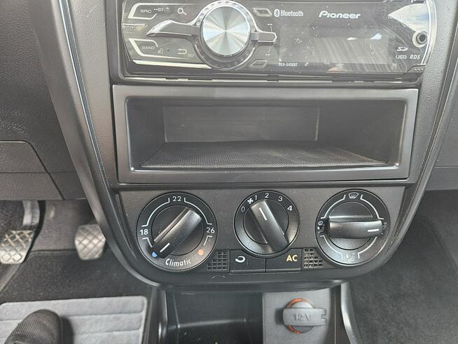 Volkswagen Fox Klimatyzacja / Wspomaganie kierownicy / ABS