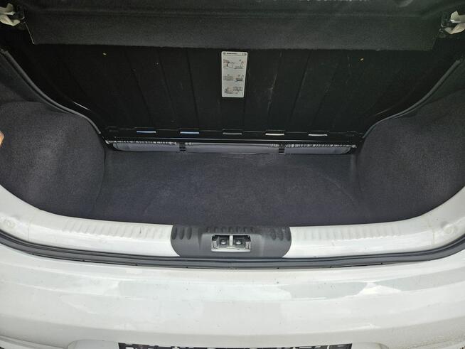 Volkswagen Fox Klimatyzacja / Wspomaganie kierownicy / ABS