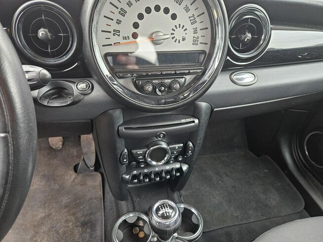 Mini ONE Podgrzewane fotele / Klimatronic / 6 biegów