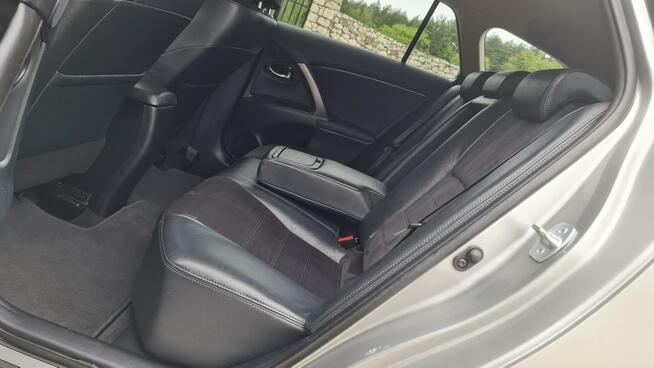 Toyota Avensis 1.8 16v 147KM # Automat # NAVI # Skóra # Alkantara # Serwis ASO !!!