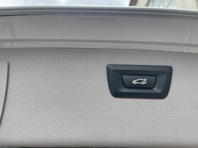 320 XDrive