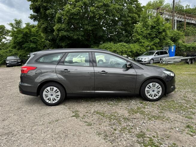 Ford Focus 1.0EcoBoost-125km-Bezwypadkowy-Serwisowany-Nawigacja-Klima-PDC-Kompute