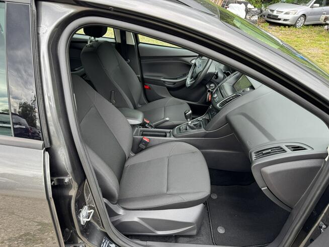 Ford Focus 1.0EcoBoost-125km-Bezwypadkowy-Serwisowany-Nawigacja-Klima-PDC-Kompute