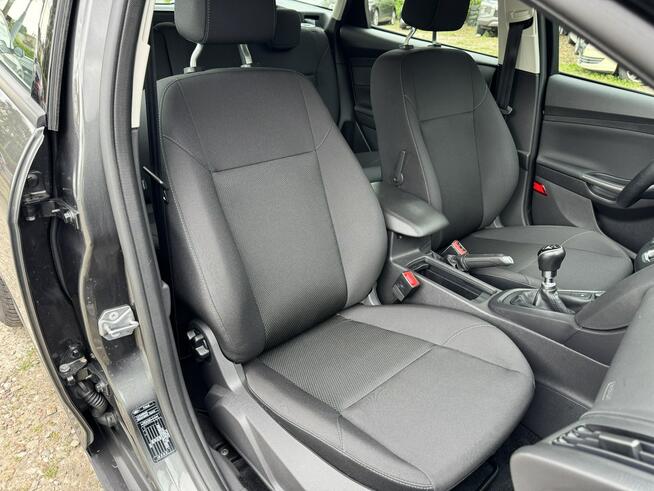 Ford Focus 1.0EcoBoost-125km-Bezwypadkowy-Serwisowany-Nawigacja-Klima-PDC-Kompute