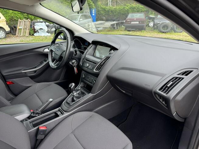 Ford Focus 1.0EcoBoost-125km-Bezwypadkowy-Serwisowany-Nawigacja-Klima-PDC-Kompute