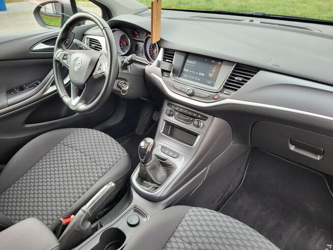 Opel Astra 122KM, mały przebieg